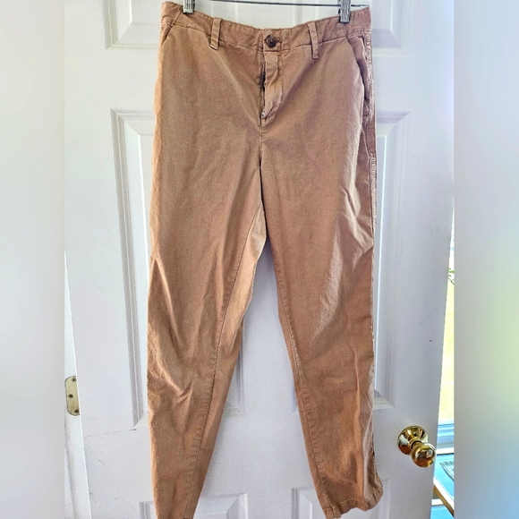 GAP Girlfriend Fit Chino Pant size4 - Picture 2 of 4